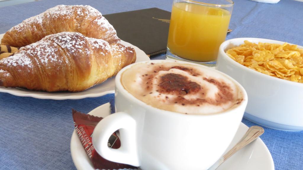 Bed and Breakfast Mamma Sisi Lecce Exterior foto